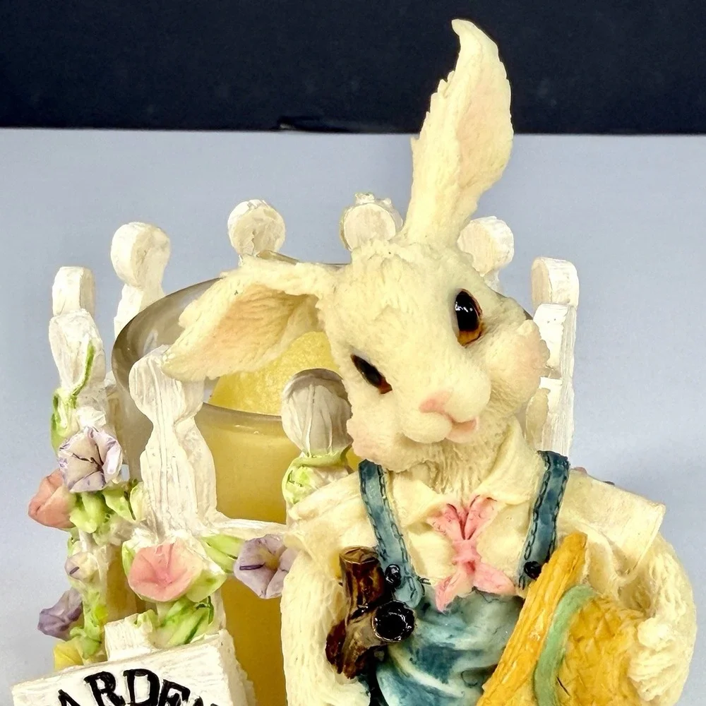 VTG Bunny Rabbit Easter‎ Garden Candle Holder Picket Fence Flowers Spring 4 1/2